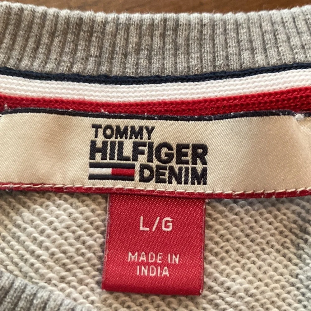 TOMMY HILFIGER Denim Sweatshirt - size womens Large - Picture 15 of 15